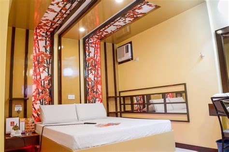 Hotel Sogo LRT Monumento Station Caloocan, Manila, PH.